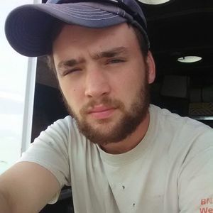 Meet your Posher, Levi